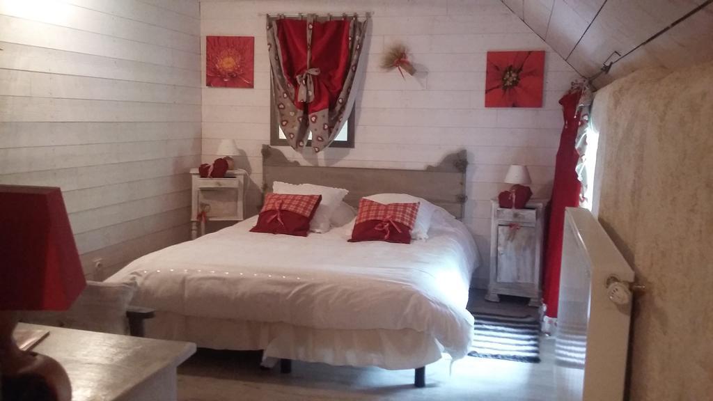 Bed and Breakfast Aux Greniers A Reves Plestan Exterior foto