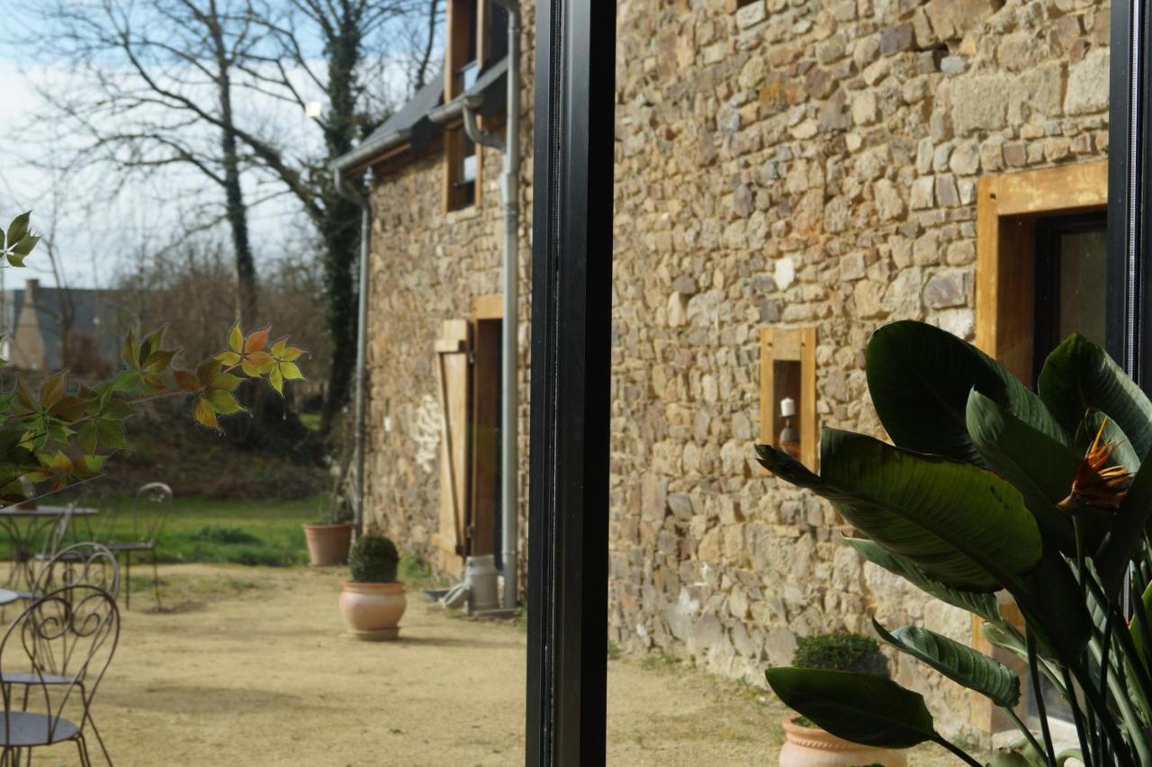 Bed and Breakfast Aux Greniers A Reves Plestan Exterior foto